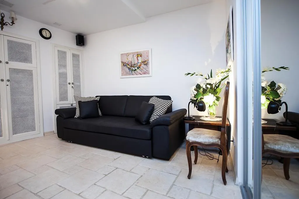 Apartment Art Rovinj 0*,  Hırvatistan